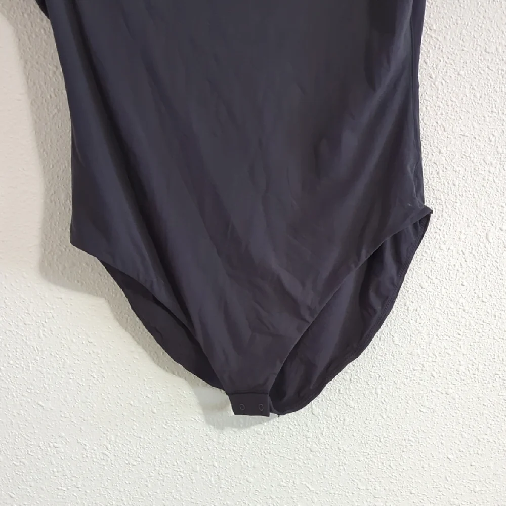 SKIMS FITS EVERYBODY T-SHIRT BODYSUIT - Black - Size XL - Picture 5 of 9